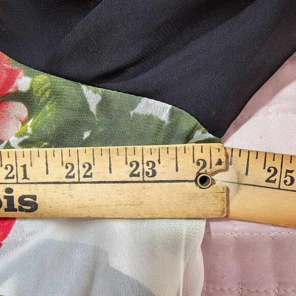 EUC WORTHINGTON WOMAN FLORAL SEMI SHEER BUTTON DOWN SHIRT LONGSLEEVES SIZE 1X - Picture 13 of 14